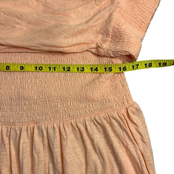 Torrid Peach Babydoll Top Smocked Off-Shoulder Bell Sleeve Size 2x 18/20 - Picture 6 of 9